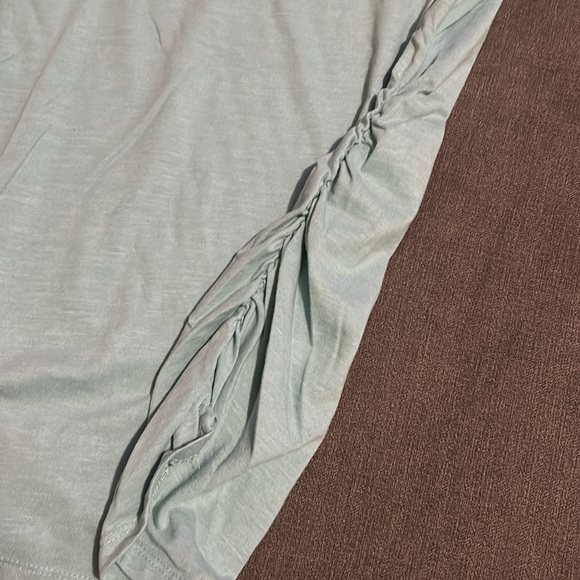 2 Maternity T Shirts - Picture 8 of 8